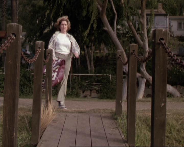 Charmed-Online-dot-net_208P3H200681.jpg