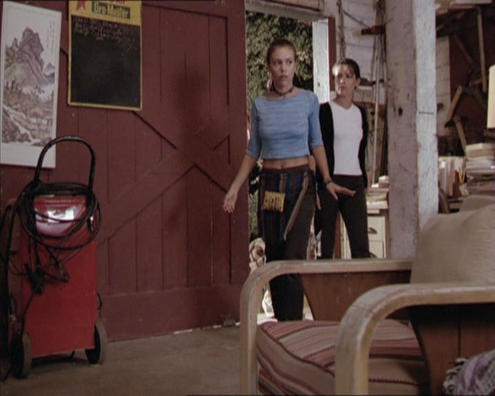 Charmed-Online-dot-net_208P3H200722.jpg