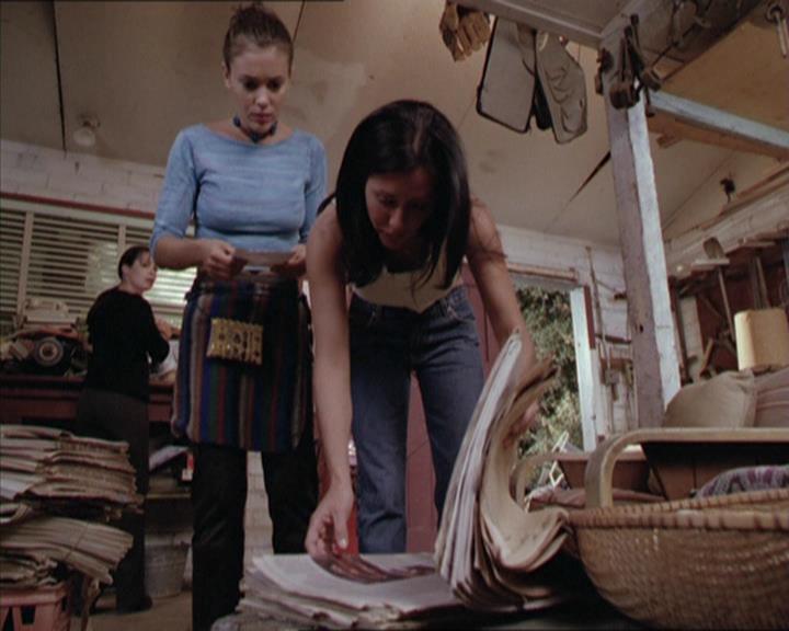 Charmed-Online-dot-net_208P3H200752.jpg