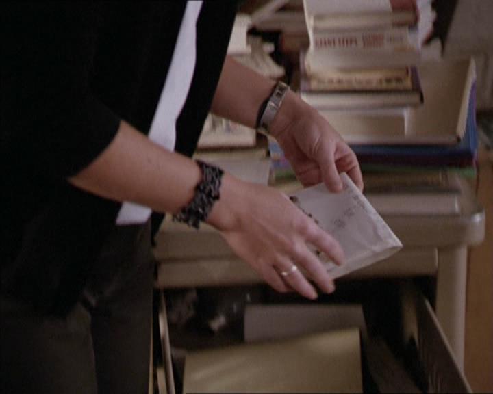 Charmed-Online-dot-net_208P3H200775.jpg