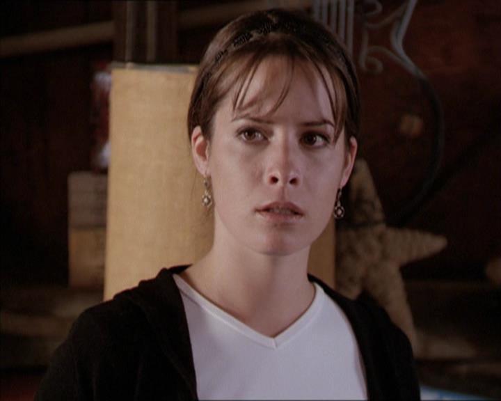 Charmed-Online-dot-net_208P3H200792.jpg