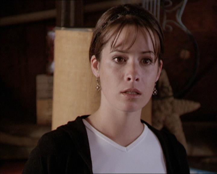 Charmed-Online-dot-net_208P3H200798.jpg
