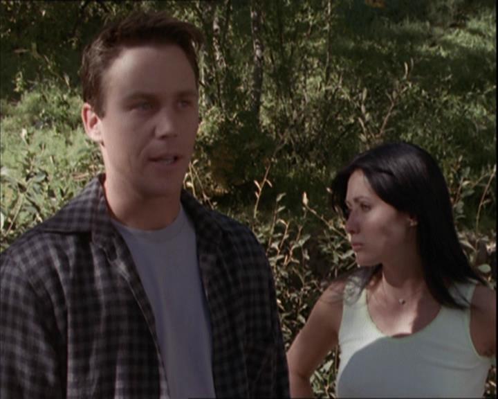 Charmed-Online-dot-net_208P3H200825.jpg