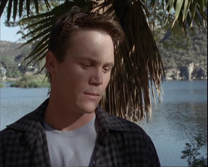 Charmed-Online-dot-net_208P3H200846.jpg