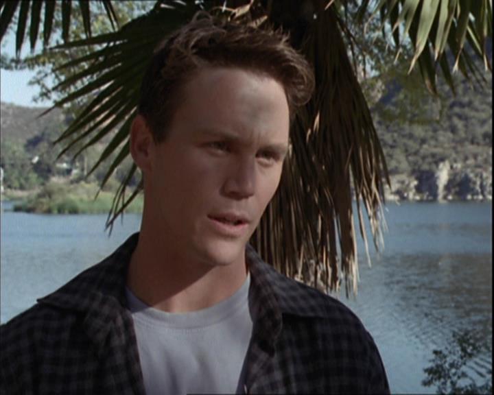 Charmed-Online-dot-net_208P3H200860.jpg