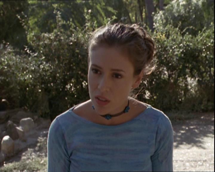 Charmed-Online-dot-net_208P3H200866.jpg