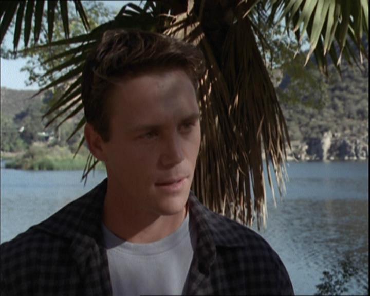 Charmed-Online-dot-net_208P3H200873.jpg
