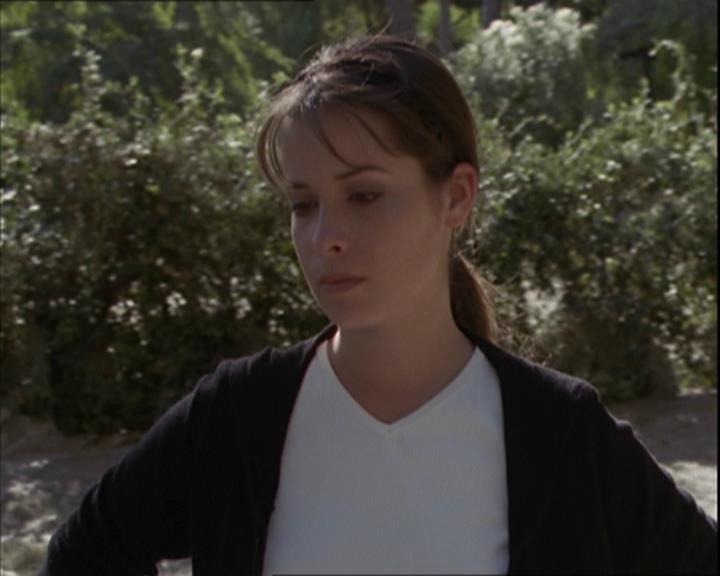 Charmed-Online-dot-net_208P3H200882.jpg