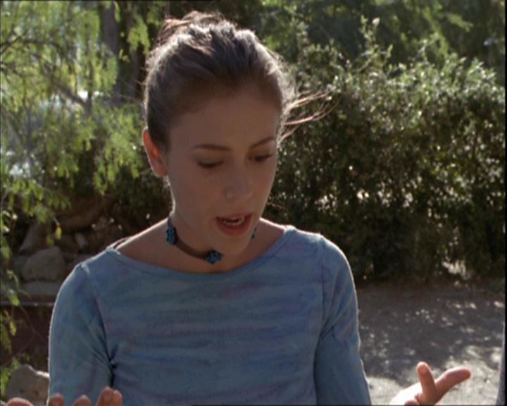 Charmed-Online-dot-net_208P3H200890.jpg