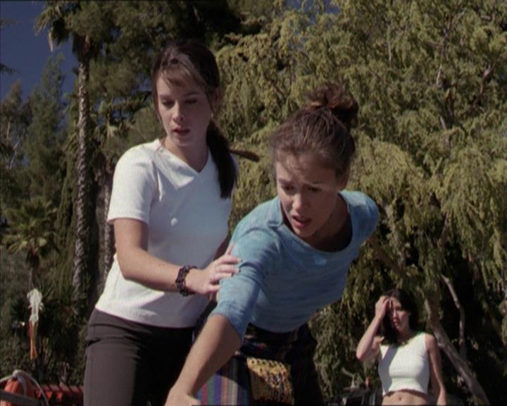 Charmed-Online-dot-net_208P3H200927.jpg Charmed-Online-dot-net_208P3H200927.jpg