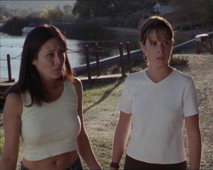 Charmed-Online-dot-net_208P3H200991.jpg