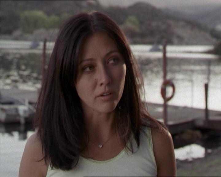 Charmed-Online-dot-net_208P3H201017.jpg