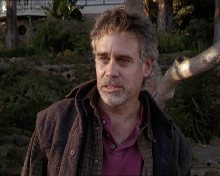 Charmed-Online-dot-net_208P3H201030.jpg