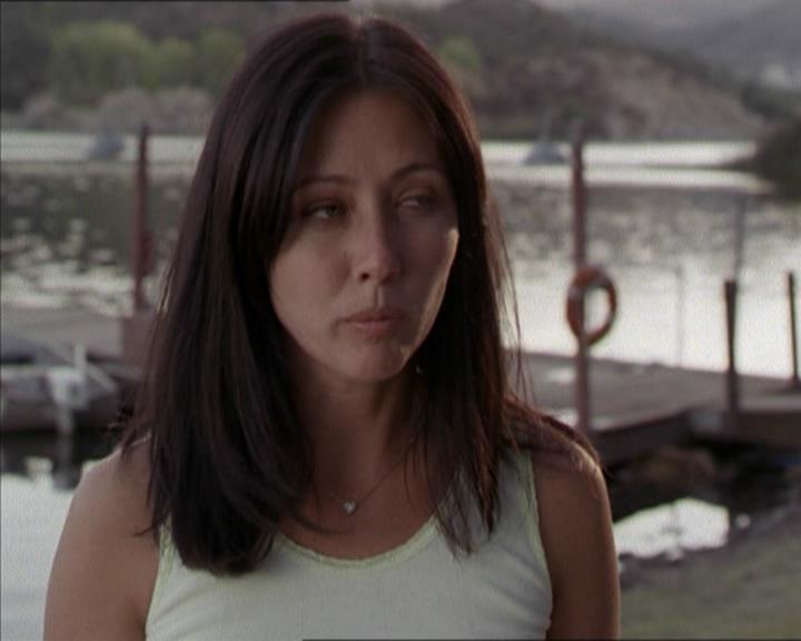 Charmed-Online-dot-net_208P3H201031.jpg