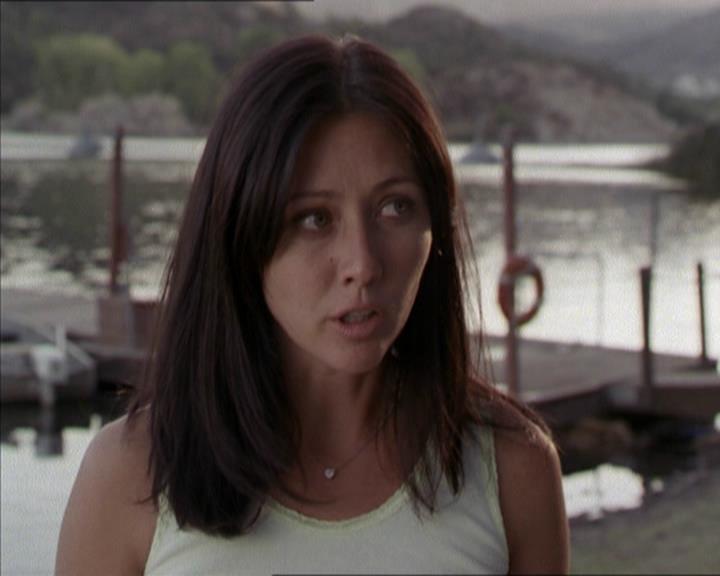 Charmed-Online-dot-net_208P3H201036.jpg