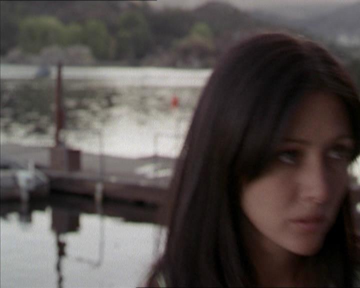 Charmed-Online-dot-net_208P3H201038.jpg