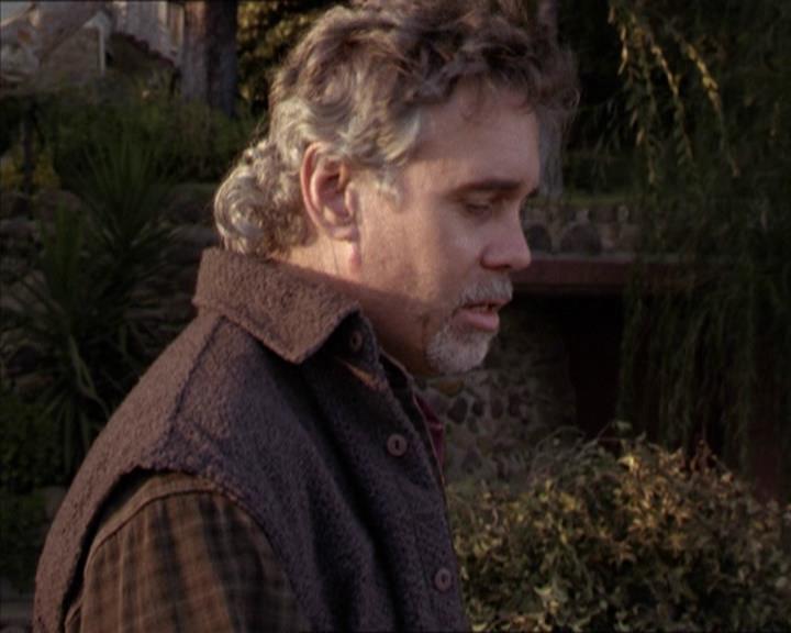 Charmed-Online-dot-net_208P3H201049.jpg