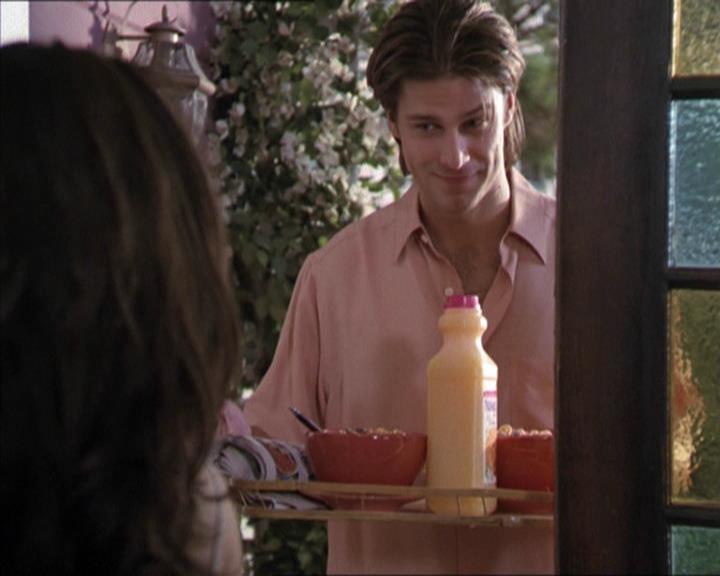 Charmed-Online-dot-net_208P3H201108.jpg