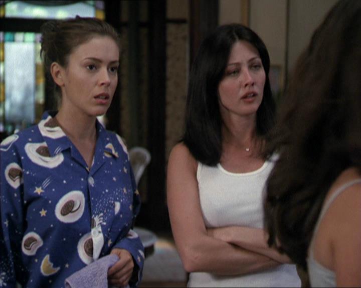 Charmed-Online-dot-net_208P3H201144.jpg