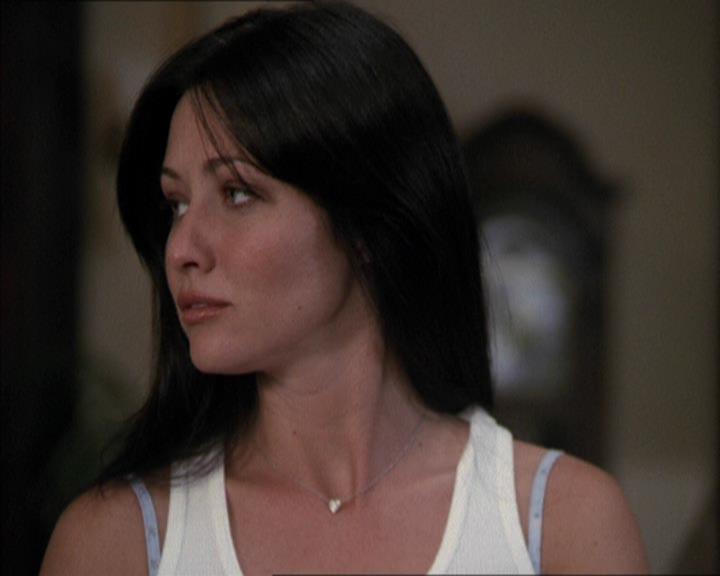 Charmed-Online-dot-net_208P3H201150.jpg