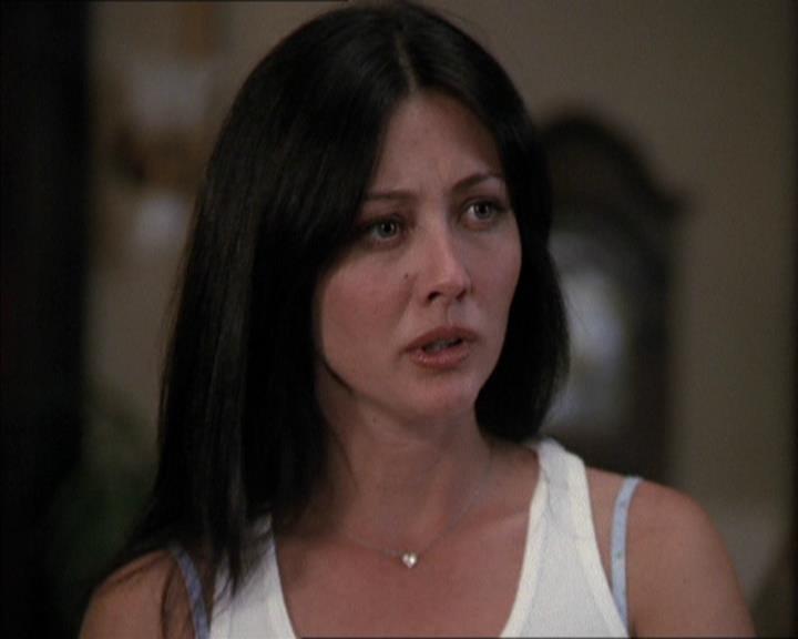 Charmed-Online-dot-net_208P3H201160.jpg