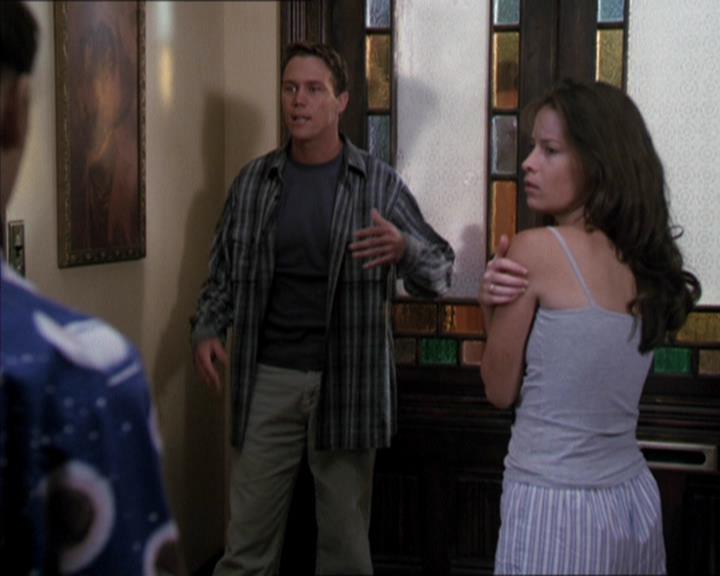 Charmed-Online-dot-net_208P3H201163.jpg