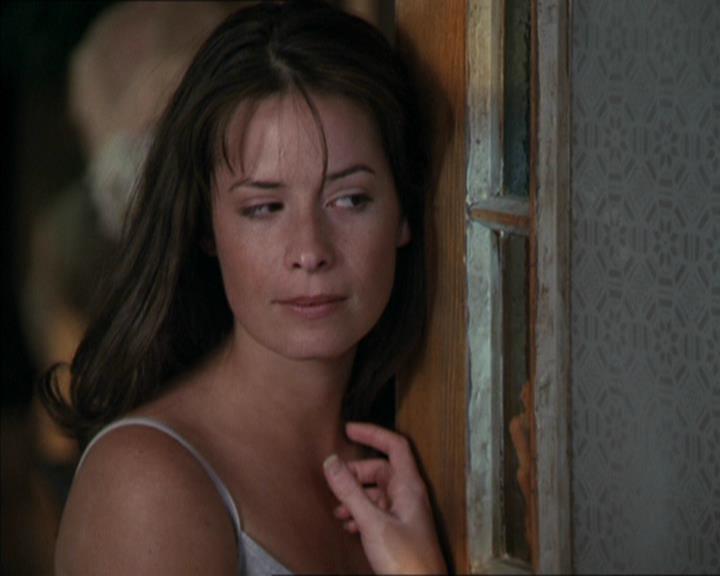 Charmed-Online-dot-net_208P3H201213.jpg