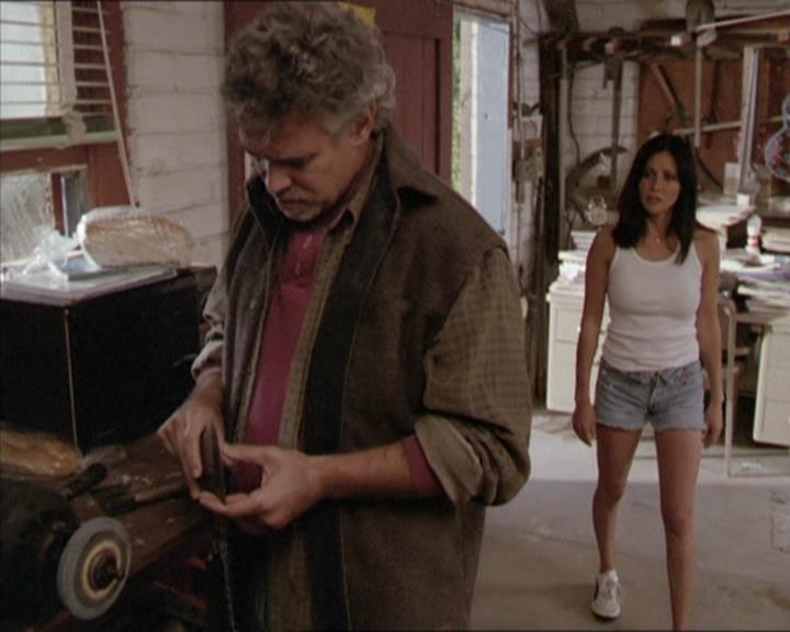 Charmed-Online-dot-net_208P3H201314.jpg