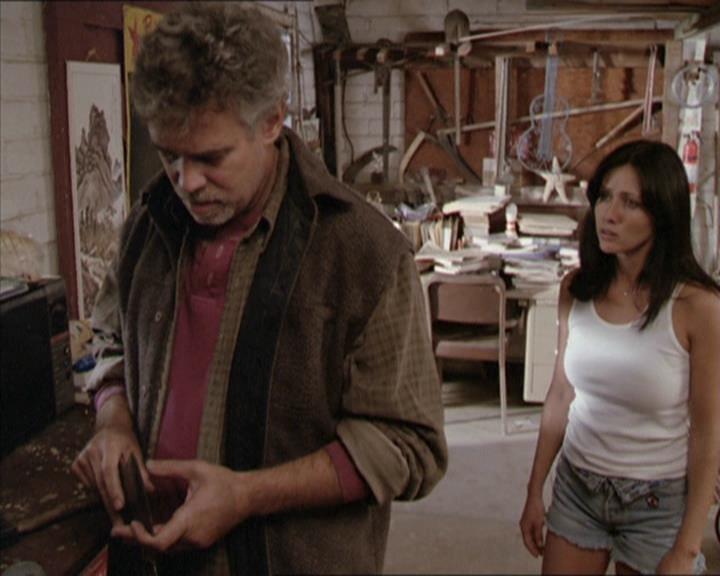 Charmed-Online-dot-net_208P3H201317.jpg