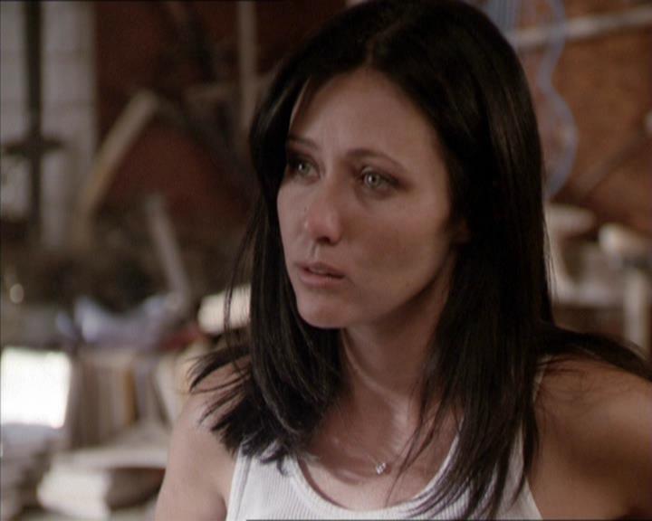 Charmed-Online-dot-net_208P3H201366.jpg