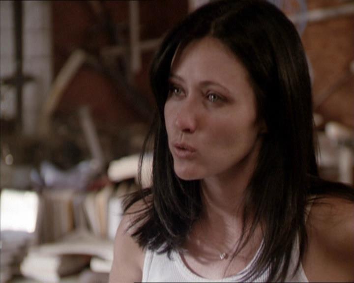 Charmed-Online-dot-net_208P3H201373.jpg