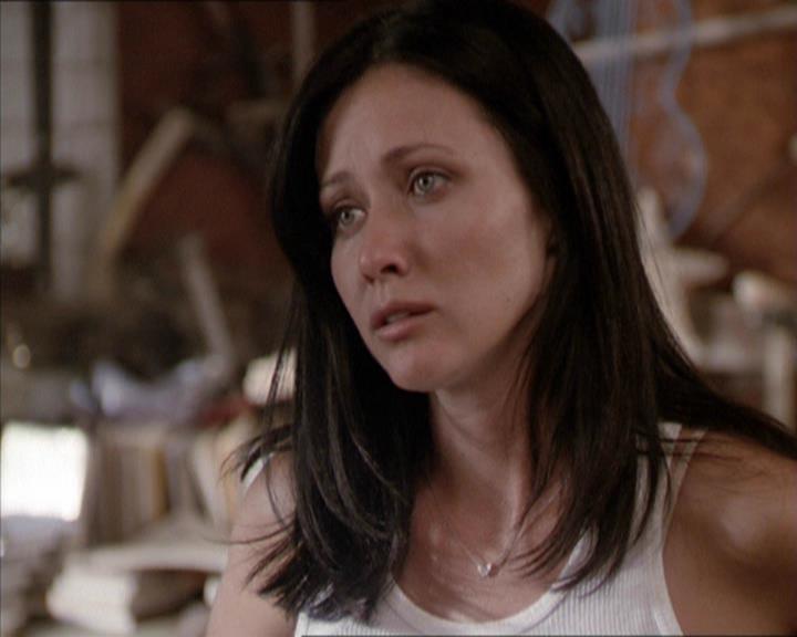 Charmed-Online-dot-net_208P3H201394.jpg