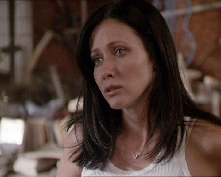 Charmed-Online-dot-net_208P3H201398.jpg