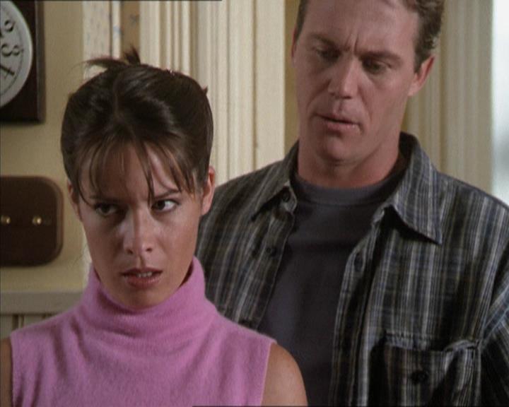 Charmed-Online-dot-net_208P3H201486.jpg