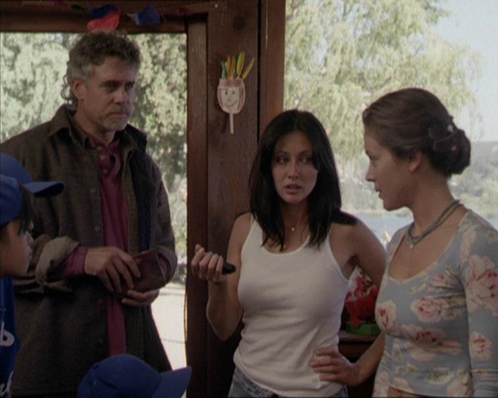 Charmed-Online-dot-net_208P3H201523.jpg