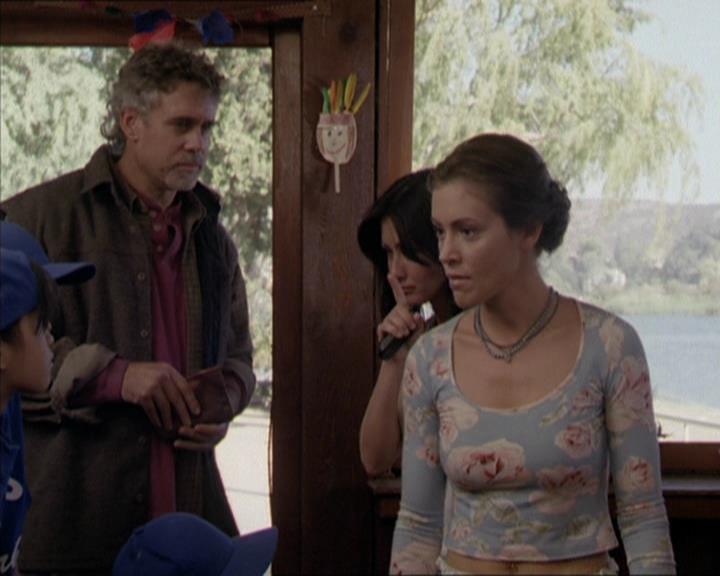 Charmed-Online-dot-net_208P3H201524.jpg