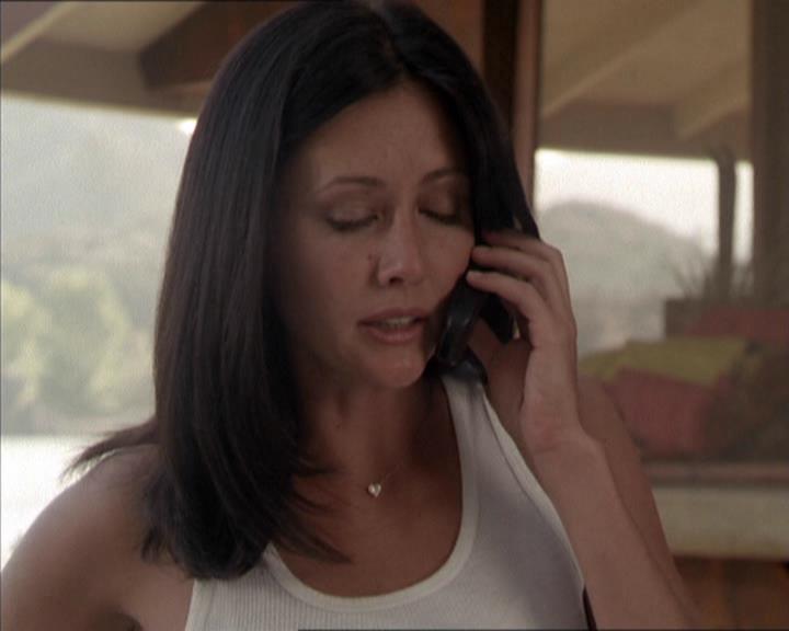 Charmed-Online-dot-net_208P3H201537.jpg