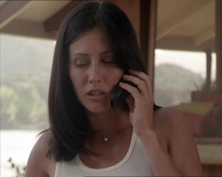 Charmed-Online-dot-net_208P3H201563.jpg