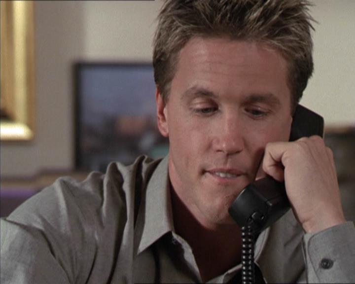 Charmed-Online-dot-net_208P3H201571.jpg