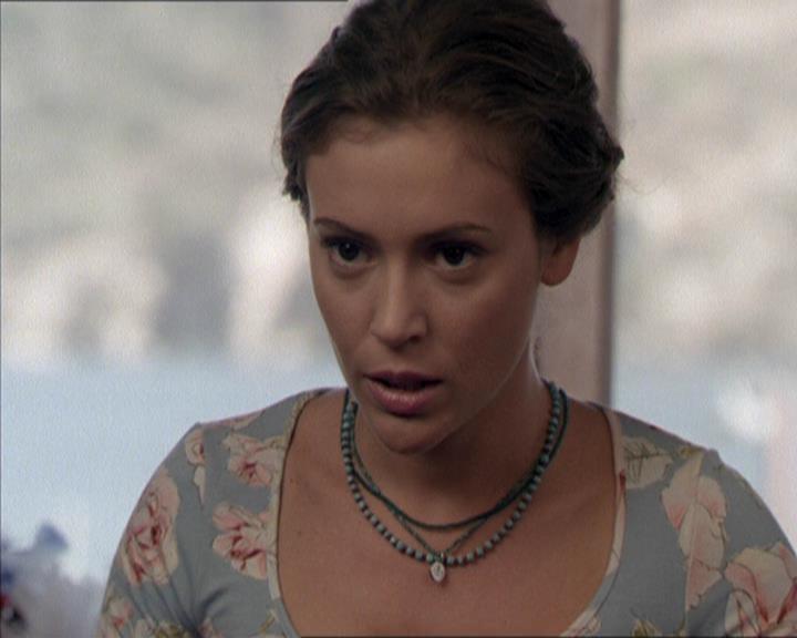 Charmed-Online-dot-net_208P3H201593.jpg