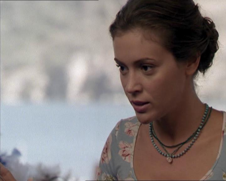Charmed-Online-dot-net_208P3H201596.jpg