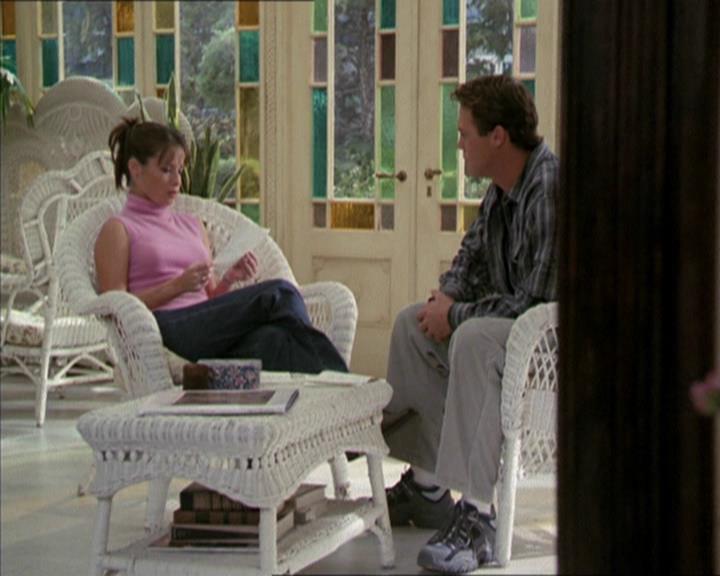 Charmed-Online-dot-net_208P3H201602.jpg