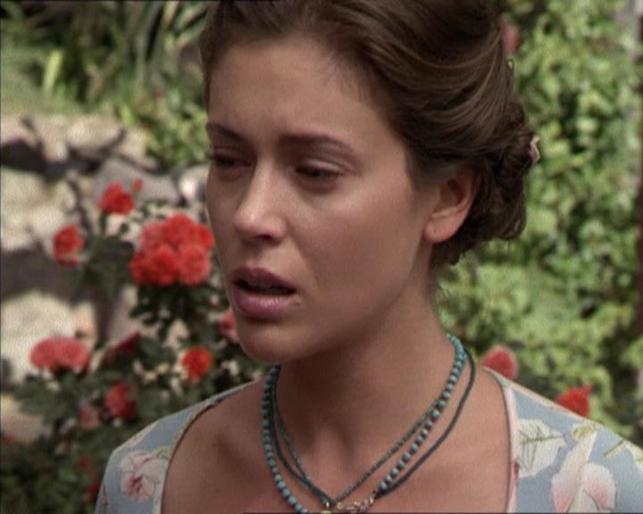 Charmed-Online-dot-net_208P3H201826.jpg