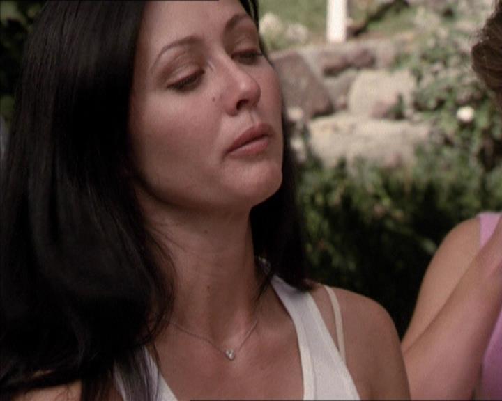Charmed-Online-dot-net_208P3H201872.jpg