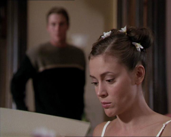 Charmed-Online-dot-net_208P3H202261.jpg
