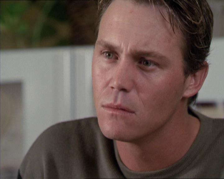 Charmed-Online-dot-net_208P3H202353.jpg