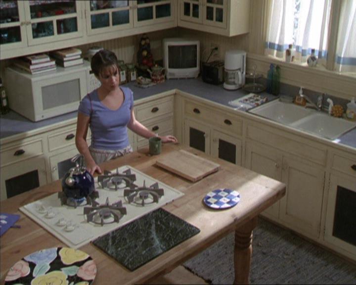 Charmed-Online-dot-net_208P3H202357.jpg