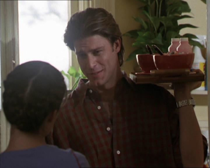 Charmed-Online-dot-net_208P3H202380.jpg
