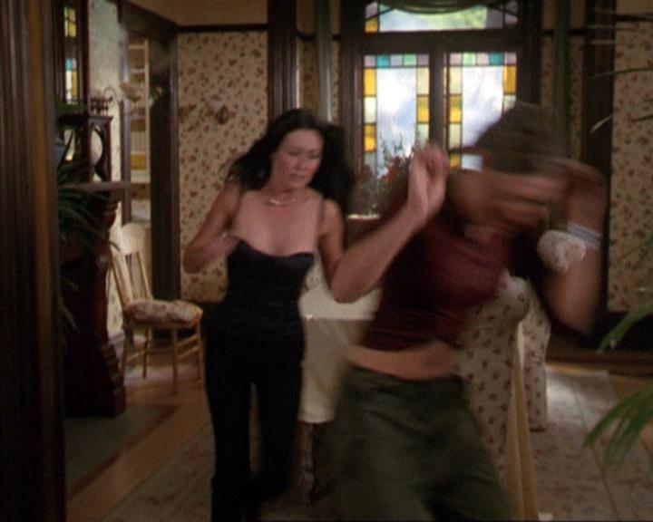 Charmed-Online-dot-net_209MsHellfire0094.jpg