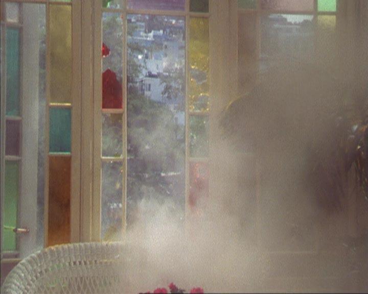 Charmed-Online-dot-net_209MsHellfire0114.jpg